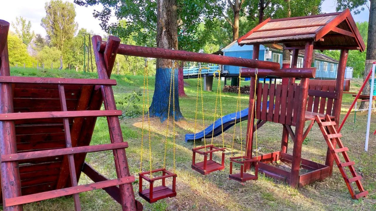 Tisza Camping & Kalandpark Tokaj Hotell Rakamaz Exteriör bild